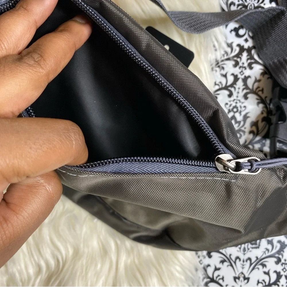 NWT : ‘sport’ label sporty casual adjustable multi-pocket fanny pack waist bag - Picture 8 of 10
